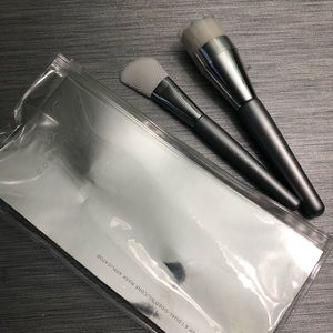 Cosmedix skin brush set